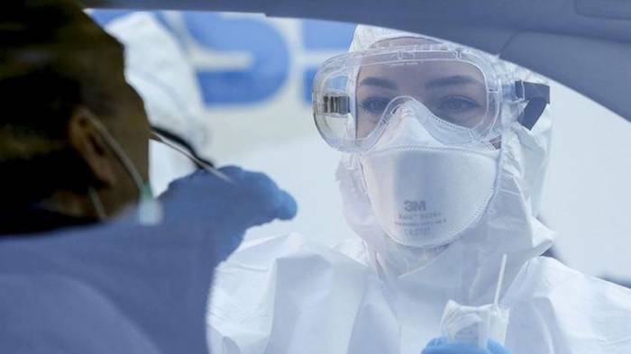 Около тысячи заболевших коронавирусом выявили в Казахстане за сутки
