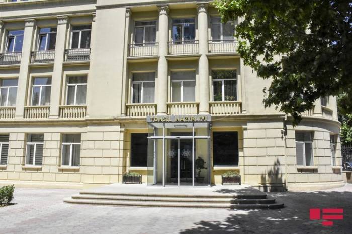 В азербайджанских вузах началась экзаменационная сессия осеннего семестра