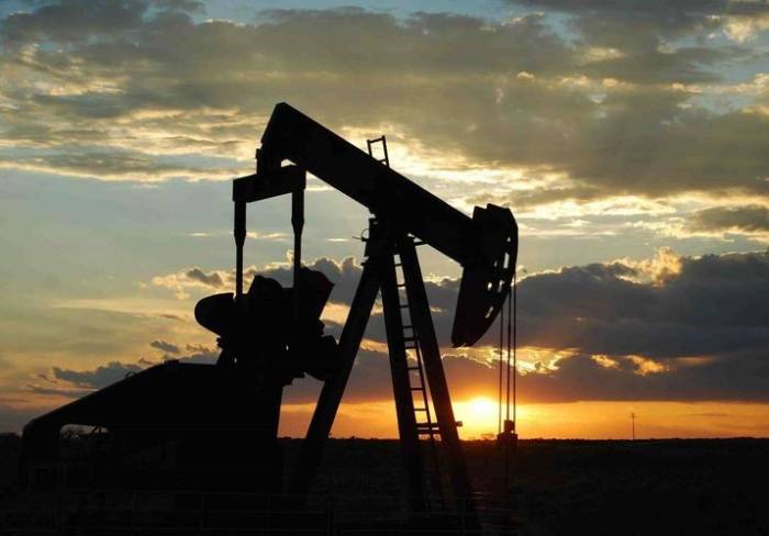 Нефтяной ВВП Азербайджана в прошлом году сократился на 7%
