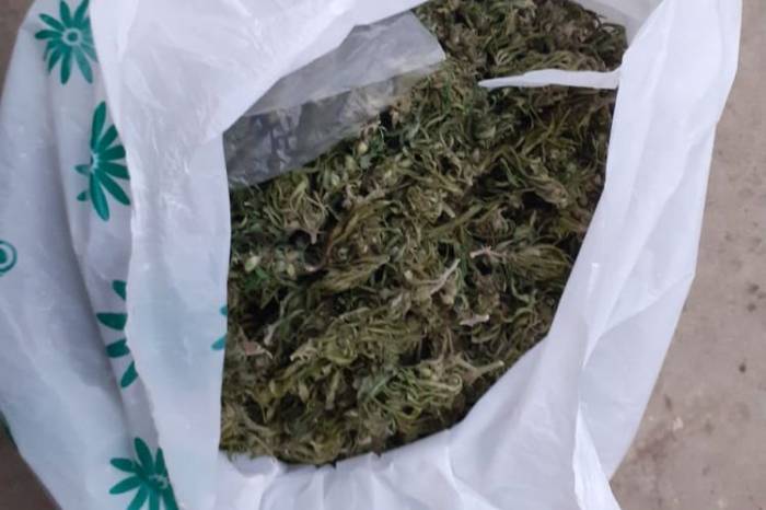 В Джалилабаде в автомобиле обнаружено более 32 кг наркотиков

