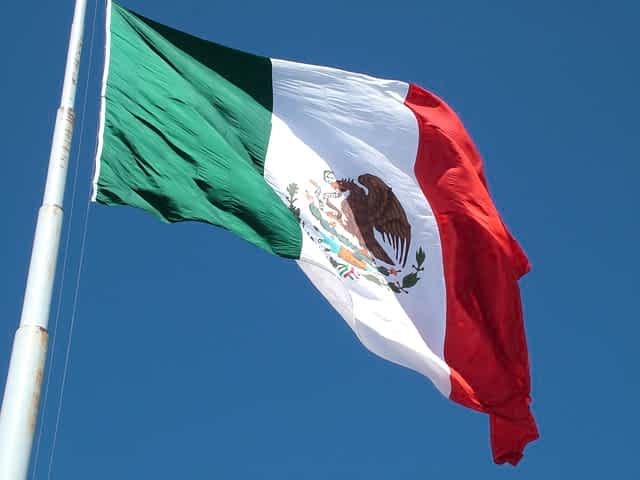 Мексика заняла третье место в мире по количеству смертей от COVID