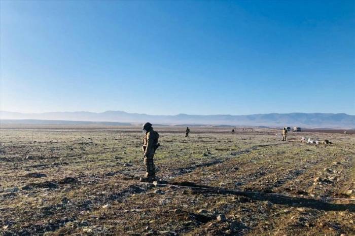 Наши военные продолжают свою деятельность по разминированию в Карабахе - минобороны Турции