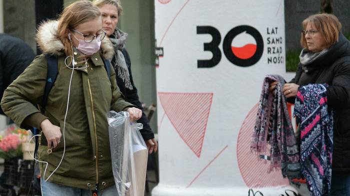 В Польше заявили о начале третьей волны коронавируса