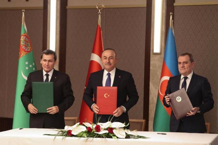 Главы МИД Турции, Азербайджана и Туркменистана приняли совместное заявление - ФОТО