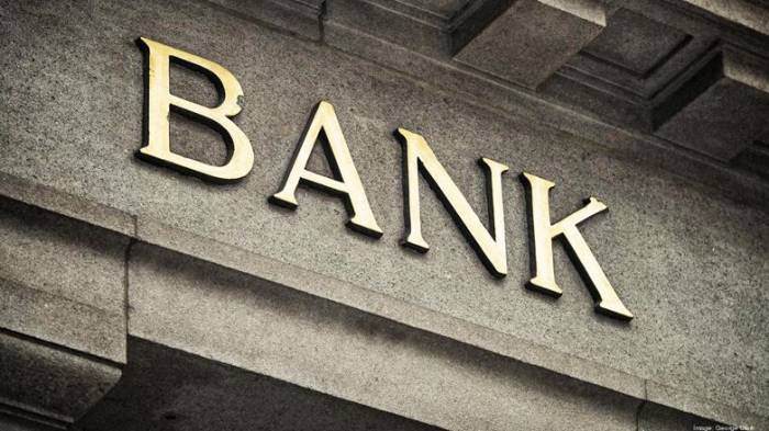Спрос азербайджанских банков на инвалюту сократился
