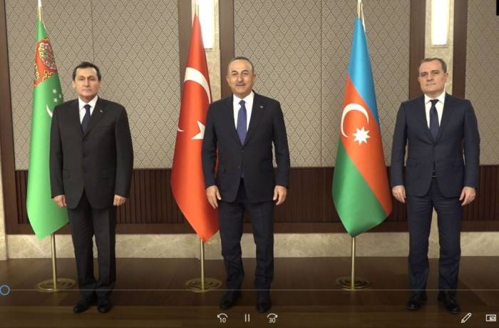 В Анкаре прошла трехсторонняя встреча глав МИД Азербайджана, Турции и Туркменистана
