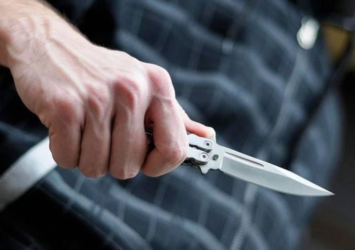 Двое тяжело ранены ножом в драке в Баку
