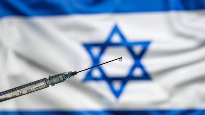 Около половины населения Израиля получили первую дозу вакцины