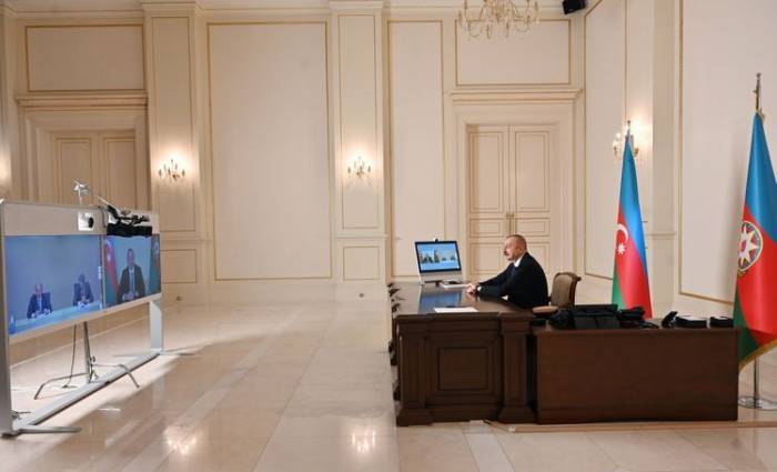 Ильхам Алиев принял делегацию во главе с председателем итальянской компании Maire Tecnimont Group в видеоформате