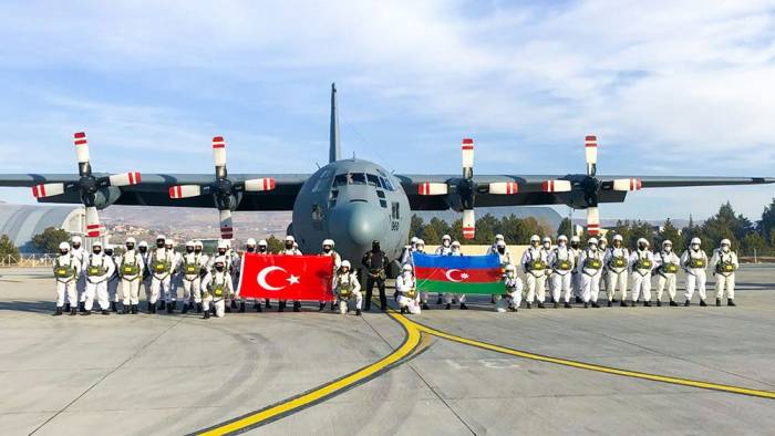 Азербайджанские военнослужащие демонстрируют высокий профессионализм на Зимних учениях-2021 - ВИДЕО