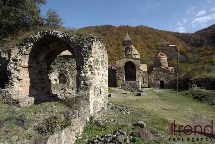 Представление памятника Кавказской Албании в Карабахе как армянского - неуважение к истории Азербайджана 