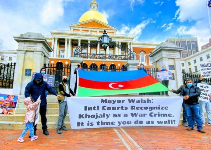 В Бостоне прошла акция протеста азербайджанцев - ФОТО
