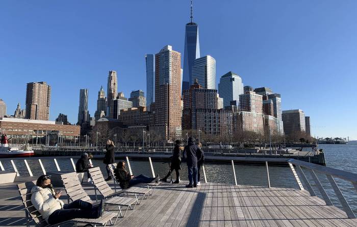 В Нью-Йорке ожидают завершения застройки на месте башен-близнецов