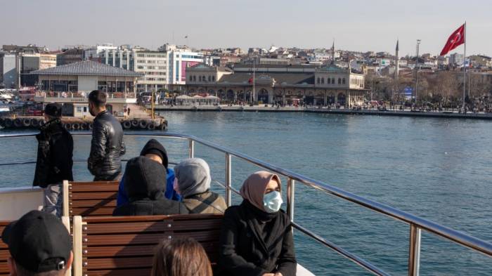 Эрдоган частично отменил комендантский час в некоторых провинциях Турции