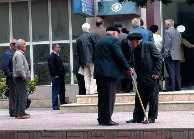 Названа дата выдачи пенсий в Баку, Сумгайыте и Абшеронском районе
