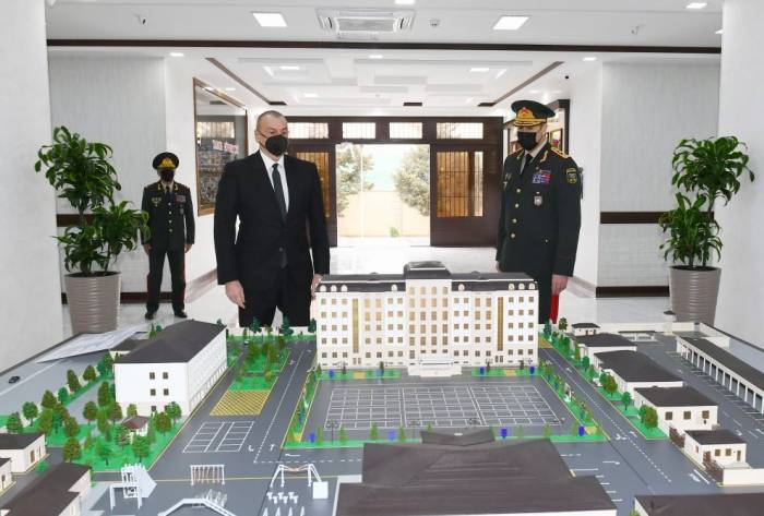 Ильхам Алиев принял участие в открытии новопостроенной N-ской воинской части Внутренних войск - ФОТО