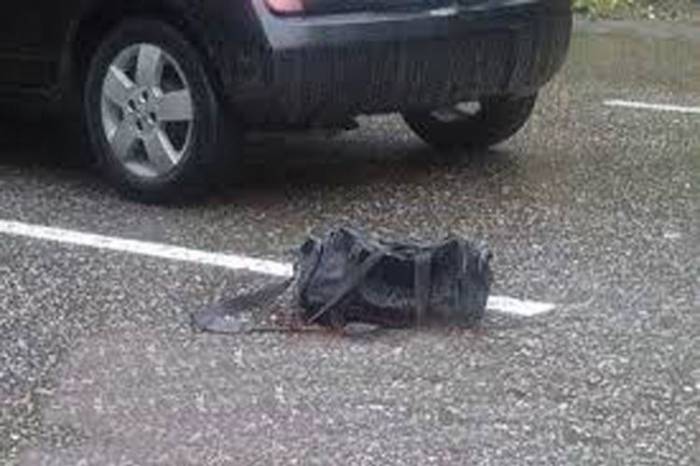 В Баку автомобиль сбил двух женщин
