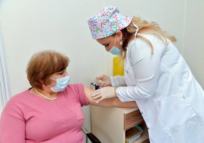 В Азербайджане от COVID-19 вакцинированы свыше 536 тыс. человек

