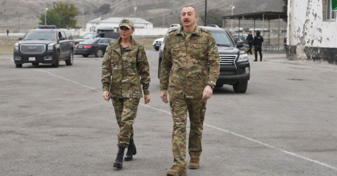 Ильхам Алиев и Мехрибан Алиева побывали в городе Шуша
