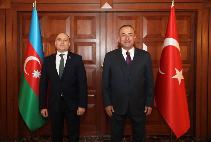 Министр культуры Азербайджана встретился с главой МИД Турции
