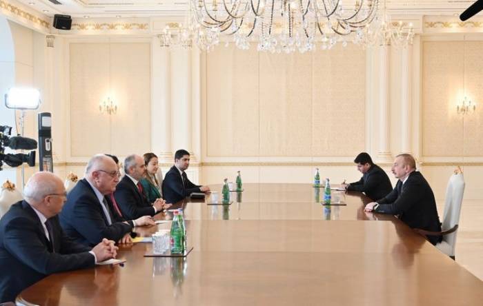 Президент Ильхам Алиев принял делегацию Великого Национального собрания Турции