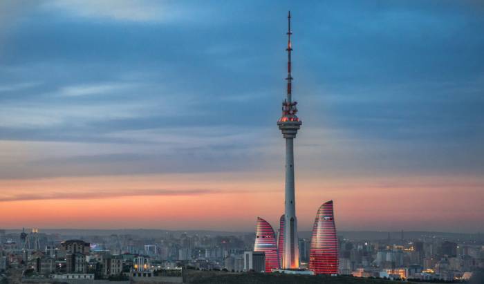 Завтра в Баку воздух прогреется до +14°C
