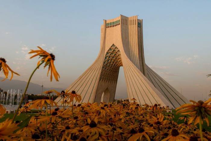 В Иране закрыт въезд-выезд в 67 городов
