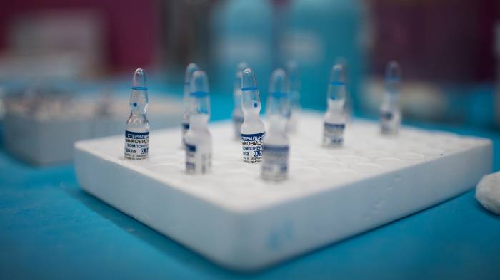 Тысячи доз поддельных вакцин от COVID-19 изъяли в ЮАР и в Китае