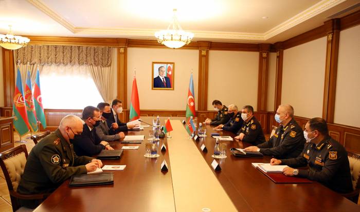 Азербайджан и Беларусь обсудили военно-техническое сотрудничество
