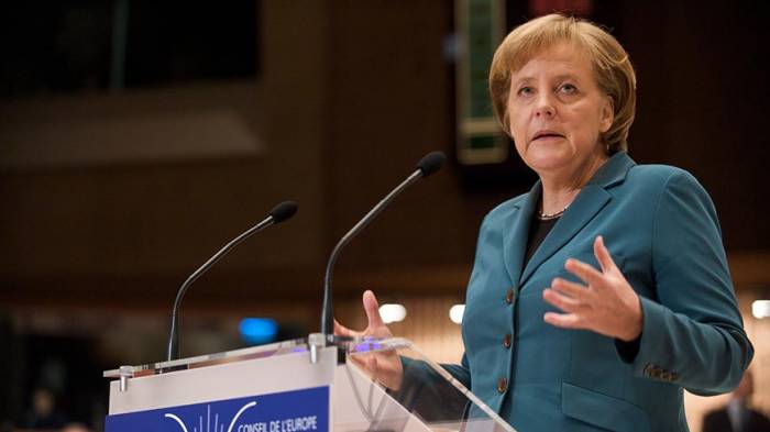 Меркель поддержала Азербайджан и упрекнула Совет Европы