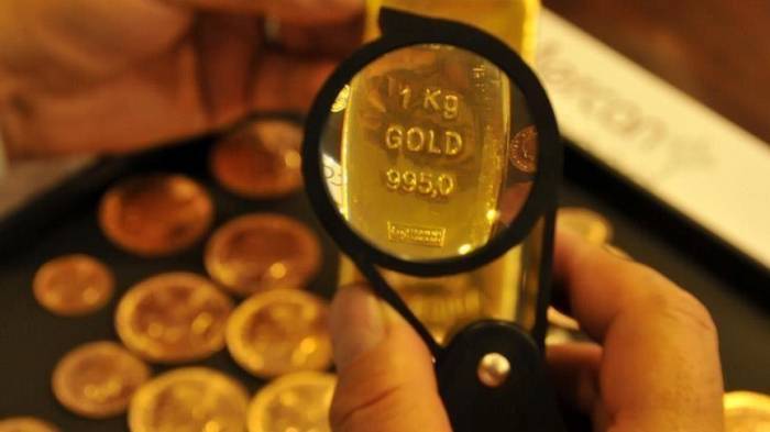 Узбекистан за 10 лет экспортировал около 700 тонн немонетарного золота
