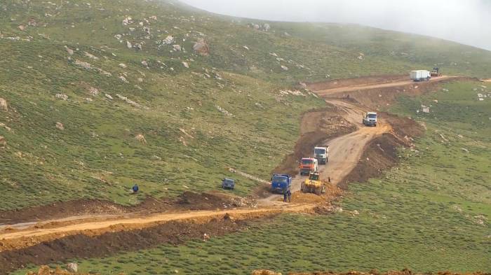 Завершено строительство дороги из Губы в Хыналыг
