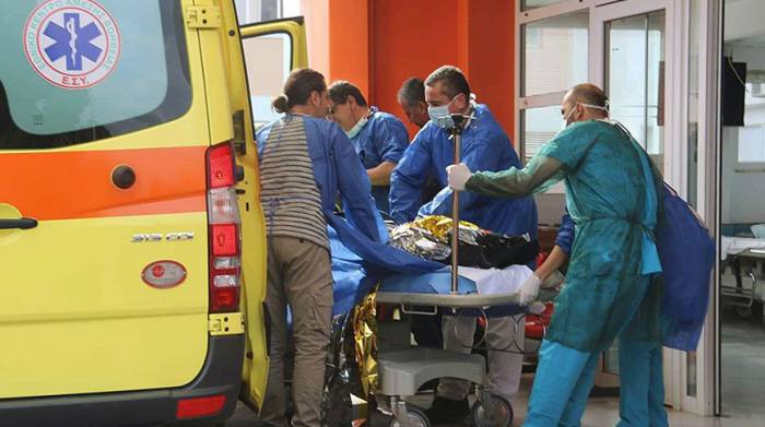 В Греции за сутки выявили 3313 новых случаев коронавируса
