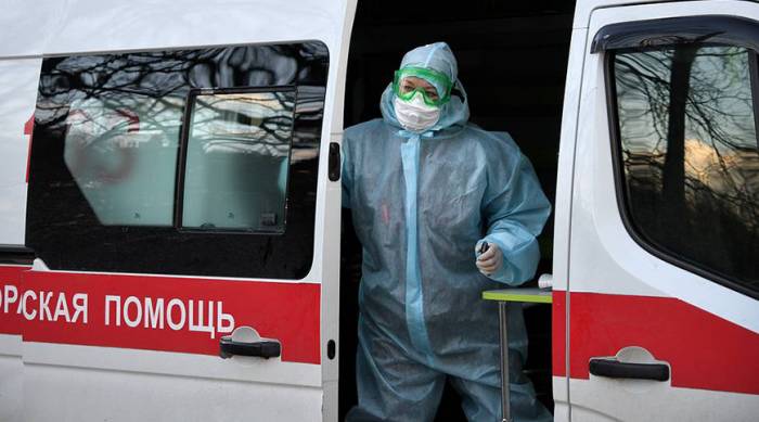 В России за сутки выявили 8944 случая заражения коронавирусом

