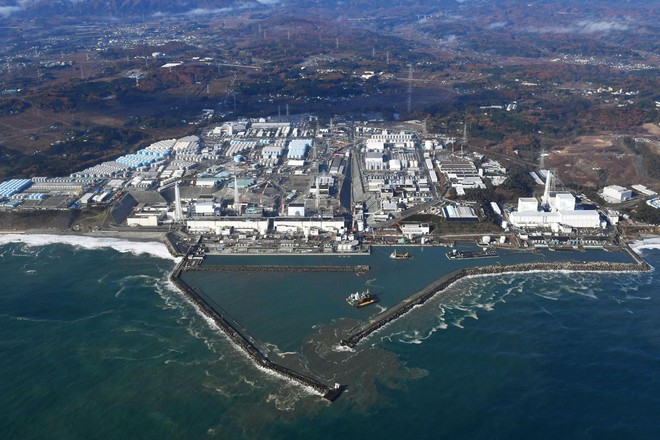 Япония решила слить в океан воду с «Фукусимы-1»