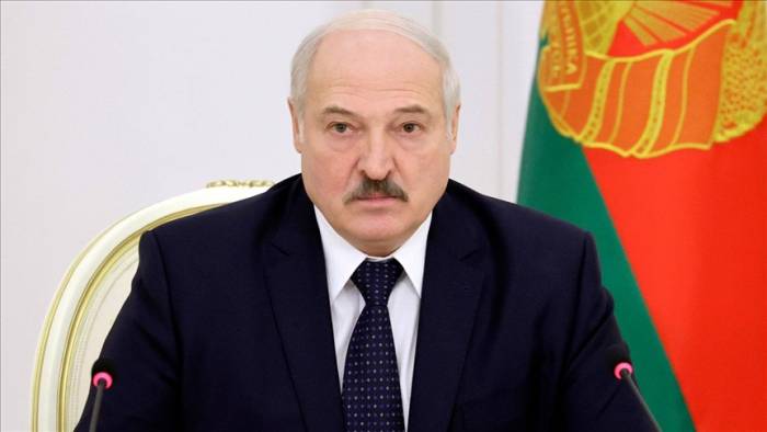 Лукашенко направился с рабочим визитом в Россию
