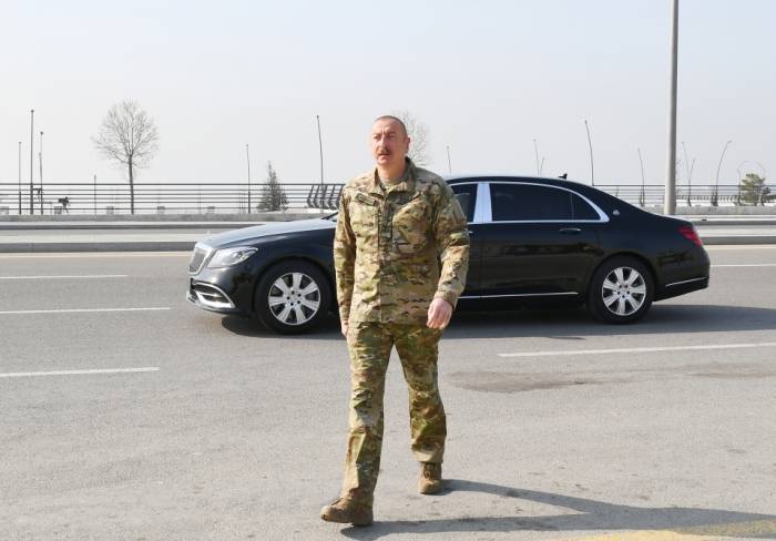 Ильхам Алиев принял участие в открытии в Баку Парка военных трофеев  ОБНОВЛЕНО- ФОТО