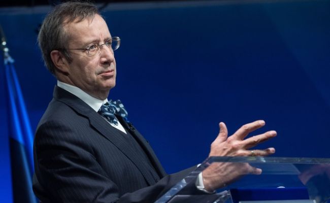 Экс-президент Эстонии предложил запретить для россиян въезд в ЕС