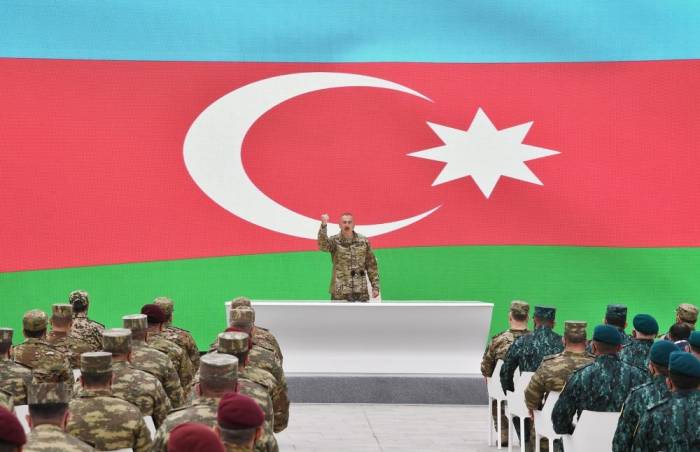 Ильхам Алиев: Тогдашний главарь хунты Саргсян после горького поражения обещал мне вернуть наши земли
