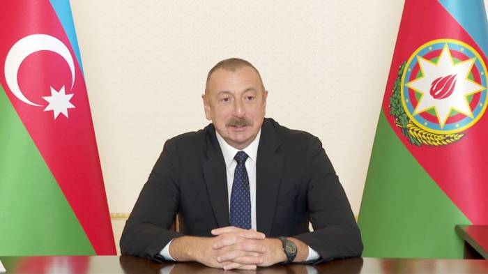 Ильхам Алиев встретился с президентом Всемирного экономического форума 