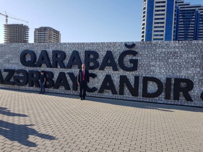 Посол Турции в Азербайджане посетил Парк военных трофеев в Баку