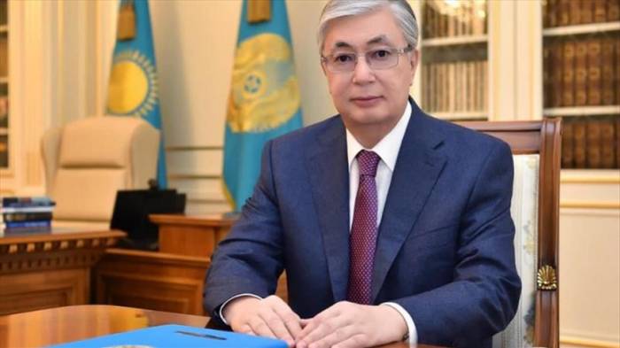 Токаев поздравил казахстанцев с Днем защитника Отечества
