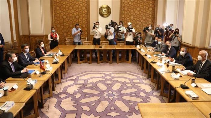 В Каире начались политические консультации между делегациями МИД Турции и Египта
