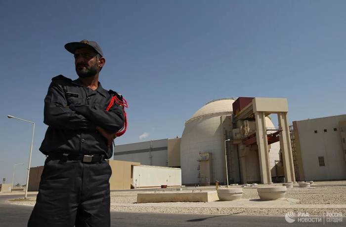Иран сообщил о смягчении санкций из-за ядерной программы