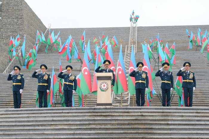 На освобожденных землях Азербайджана приступили к служебно-боевой деятельности 10 воинских частей - ФОТО