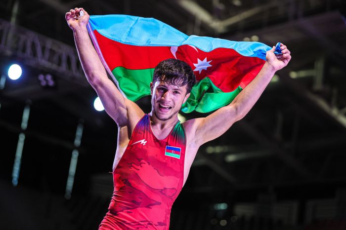 Азербайджанский борец завоевал титул чемпиона Европы
