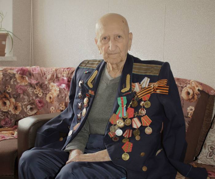 Осколки во мне из нержавеющей стали… 104-летний азербайджанский ветеран ВОВ, военный летчик Иван Тимченко рассказал о боях за Крым