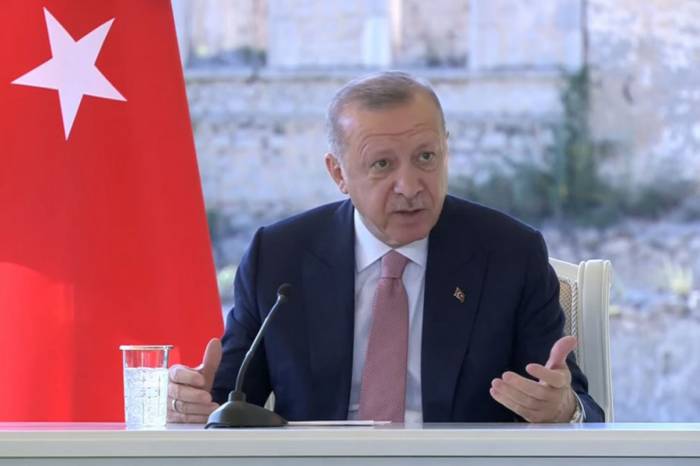 Президент Турции призвал Армению передать Азербайджану карты минных полей