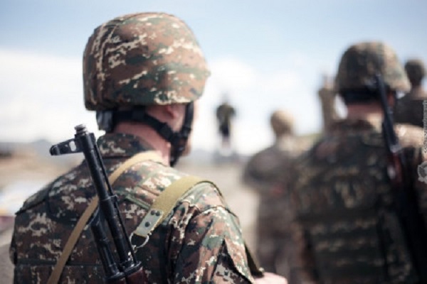 В Армении отстранили командира части на границе с Азербайджаном
