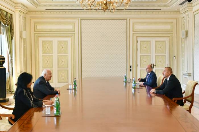 Президент Ильхам Алиев принял Верховного представителя Альянса цивилизаций ООН
